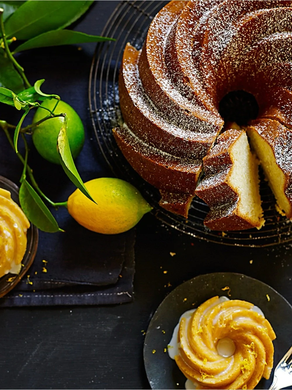 Nordic Ware Cast Bundt Cake Pan